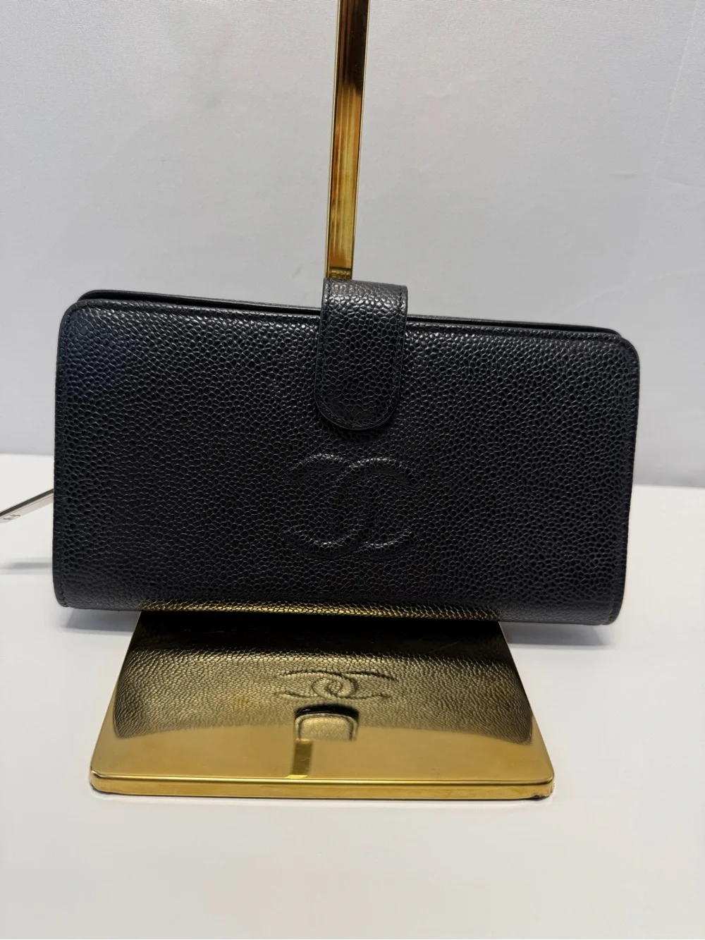CHANEL Black Caviar Leather Card Holder Wallet with CC Emblem